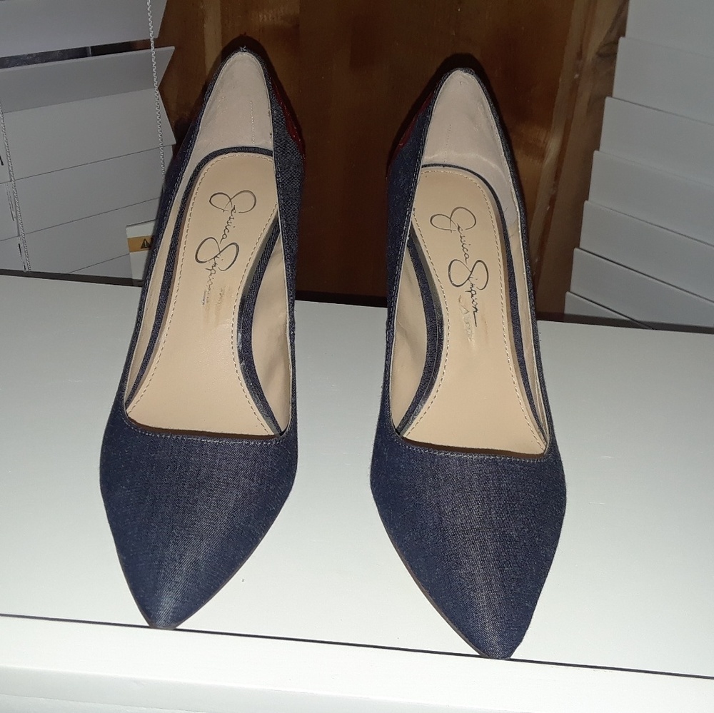Jessica Simpson Pumps